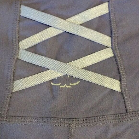 Beyond Yoga Purple High Waist Lace Up back Detailing Leggings Large - Picture 11 of 14